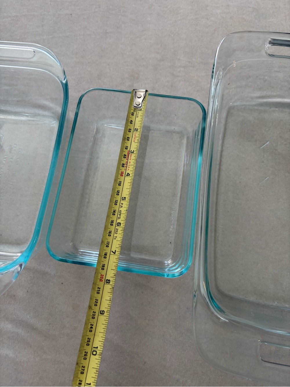 Pyrex Clear Glass Bakeware Set with Light Blue Tint - Picture 7 of 13